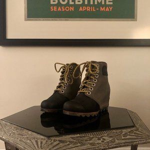 SOREL Women's PDX Wedge Boots Size 6.5